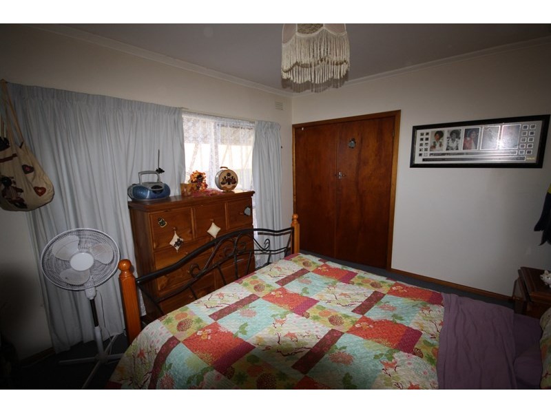 35 Hopetoun Street, Rochester VIC 3561