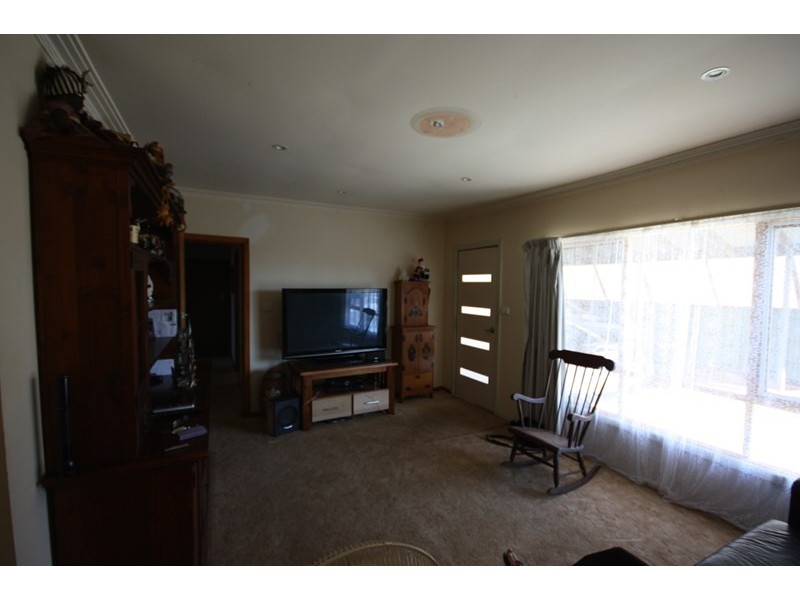 35 Hopetoun Street, Rochester VIC 3561