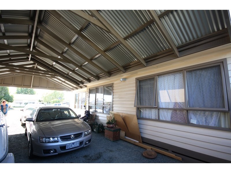 35 Hopetoun Street, Rochester VIC 3561