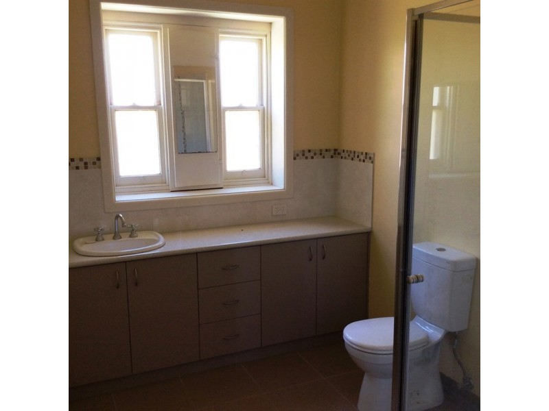 1 Morton Street, Rochester VIC 3561