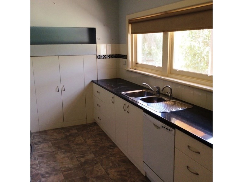 1 Morton Street, Rochester VIC 3561