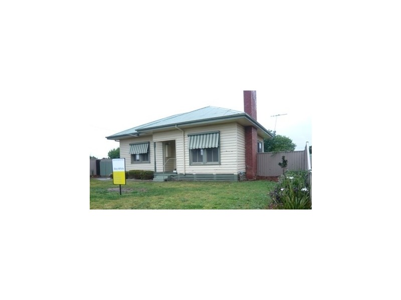 29 Queen Street, Rochester VIC 3561