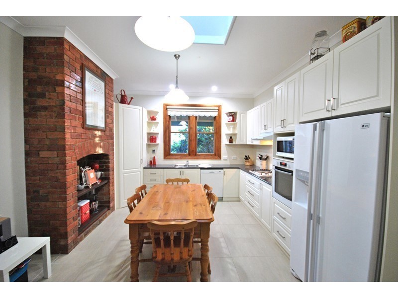 14 Dawson Street, Rochester VIC 3561