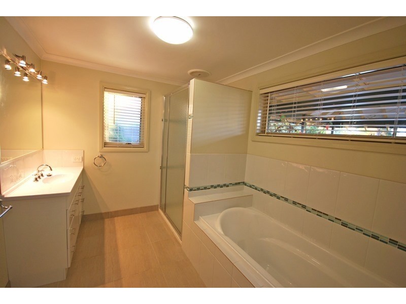 14 Dawson Street, Rochester VIC 3561