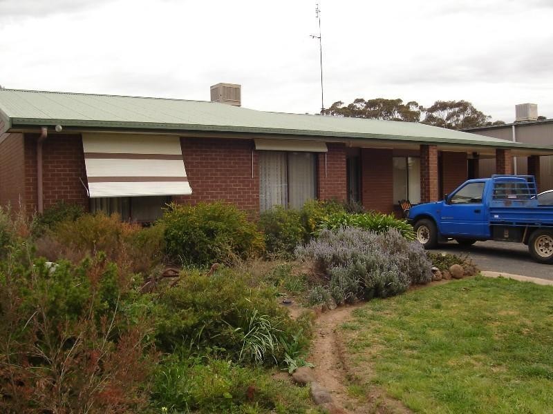 24 Melbourne Road, St Arnaud VIC 3478