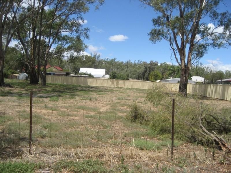 27 Hart Street, Rochester VIC 3561