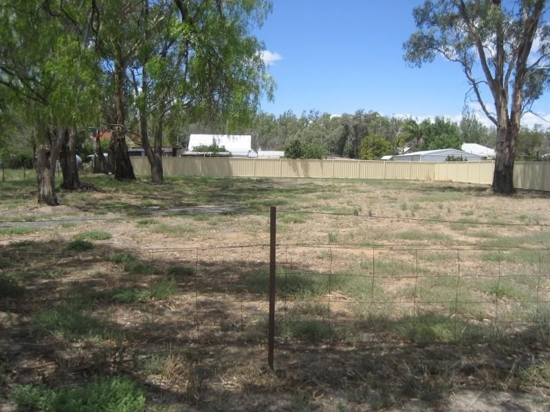 27 Hart Street, Rochester VIC 3561