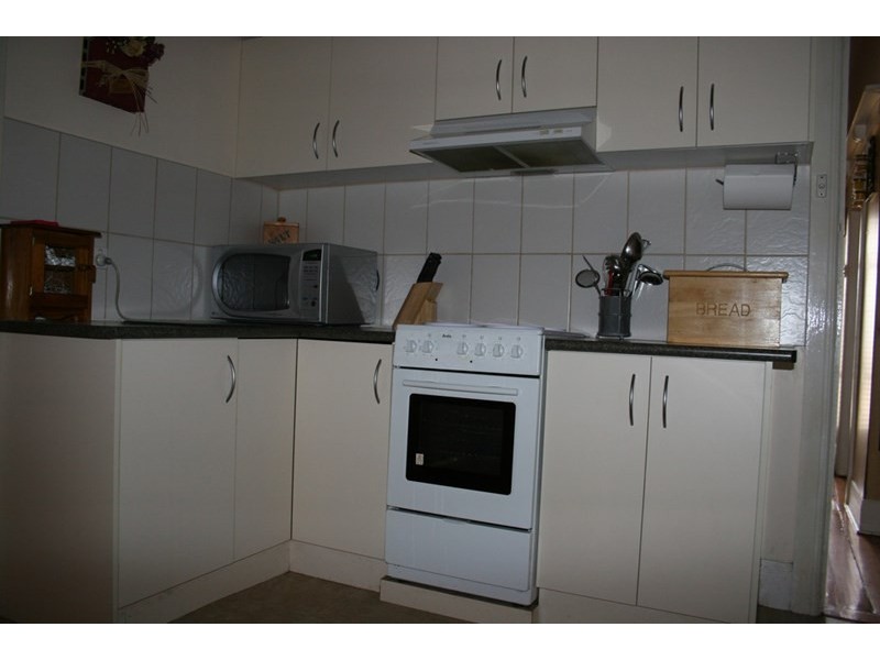 11 Lindsay Street, Rochester VIC 3561