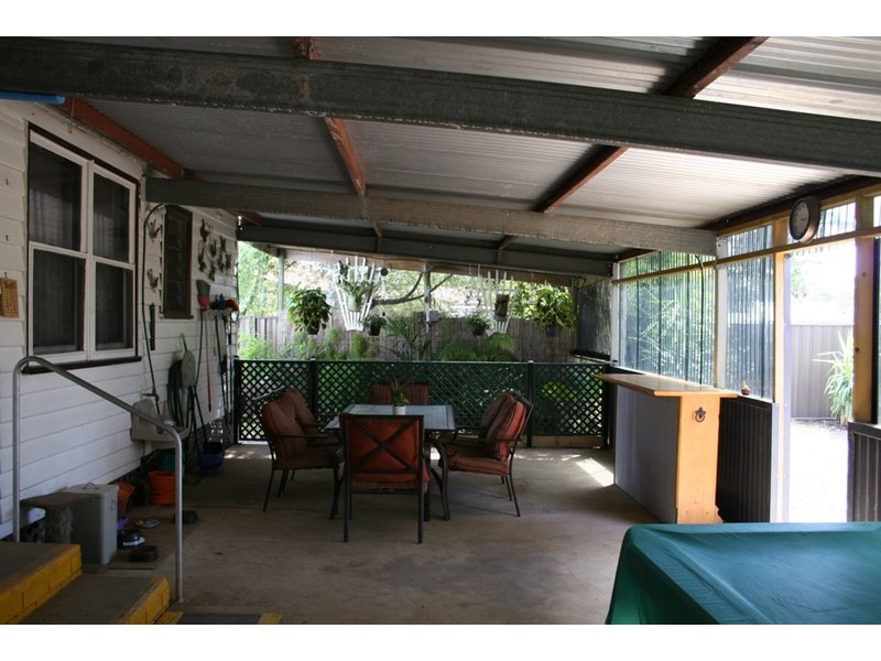 11 Lindsay Street, Rochester VIC 3561