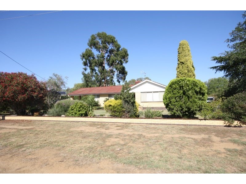 68 High Street, Rochester VIC 3561