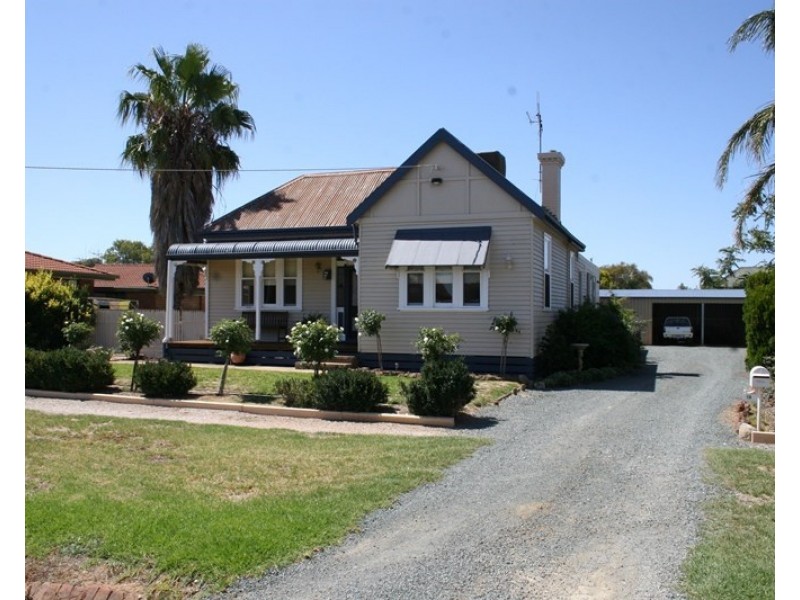18 Fraser Street, Rochester VIC 3561