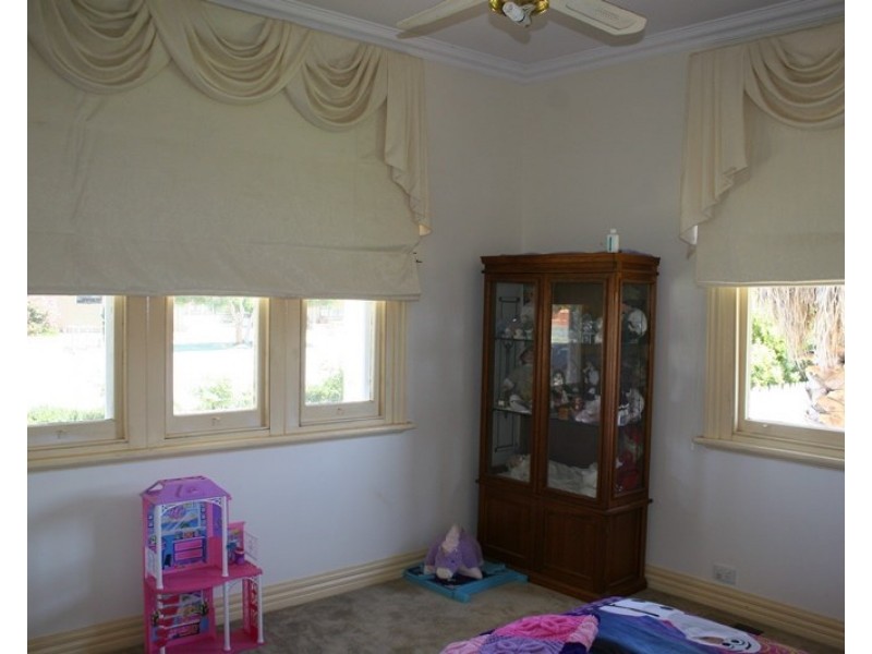 18 Fraser Street, Rochester VIC 3561