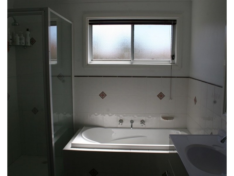 18 Fraser Street, Rochester VIC 3561