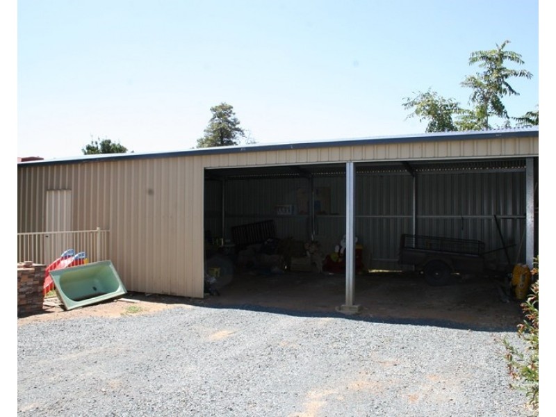 18 Fraser Street, Rochester VIC 3561