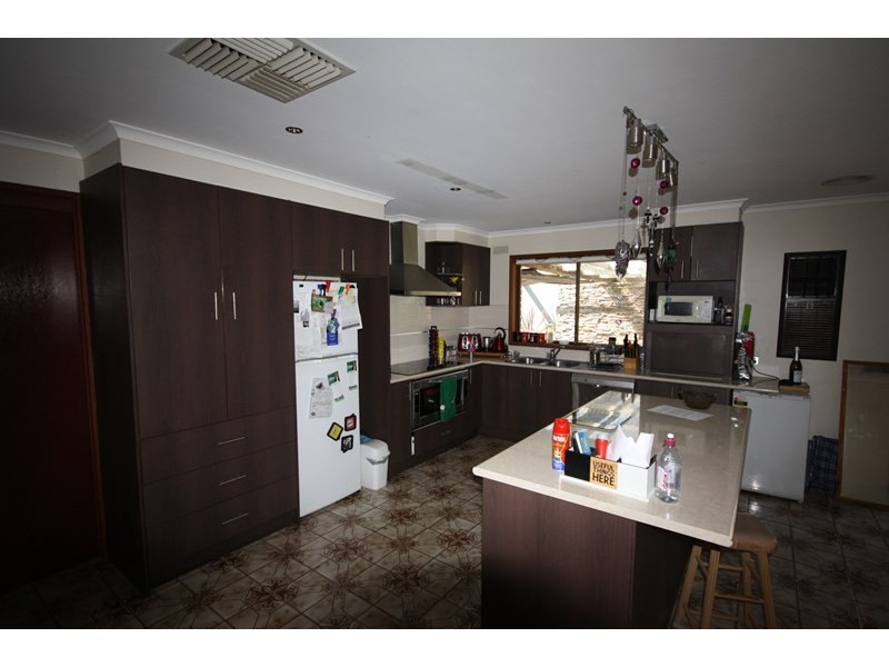 53 Queen Street, Rochester VIC 3561