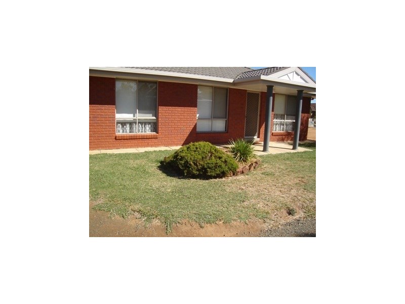 2/13-15 Dawson Street, Rochester VIC 3561