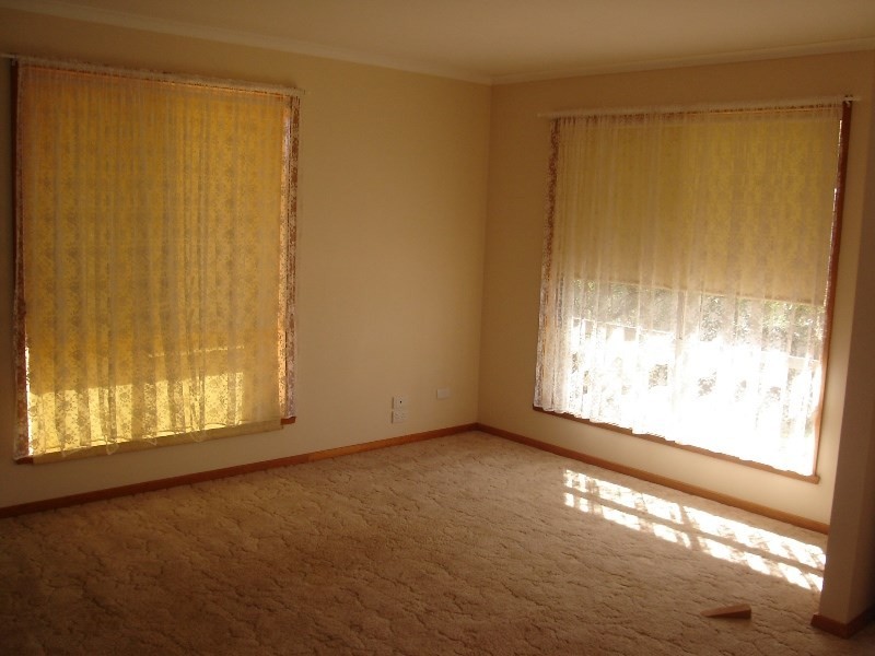 2/13-15 Dawson Street, Rochester VIC 3561