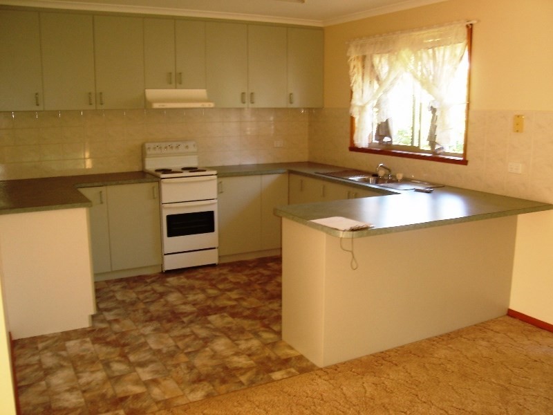2/13-15 Dawson Street, Rochester VIC 3561