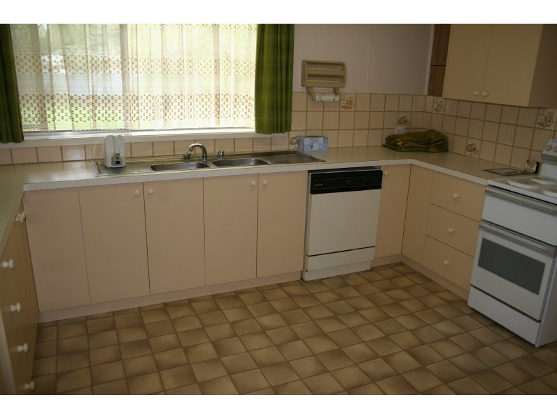 72 Hervey Street, Elmore VIC 3558