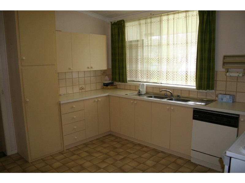 72 Hervey Street, Elmore VIC 3558