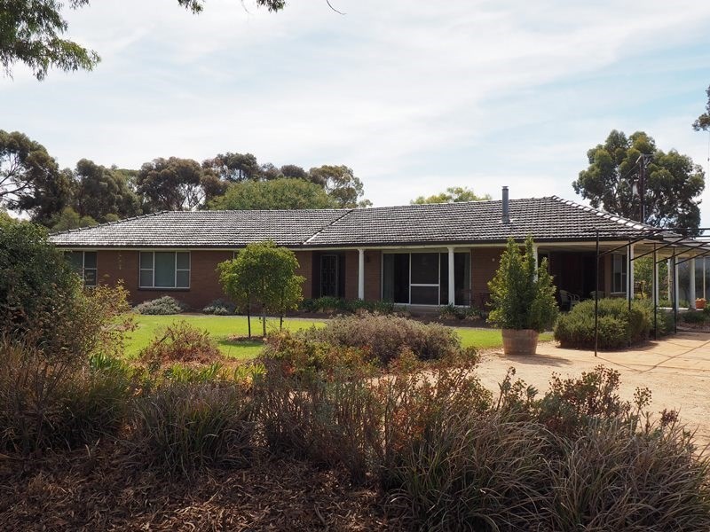 447 Woolshed Road, Serpentine VIC 3517