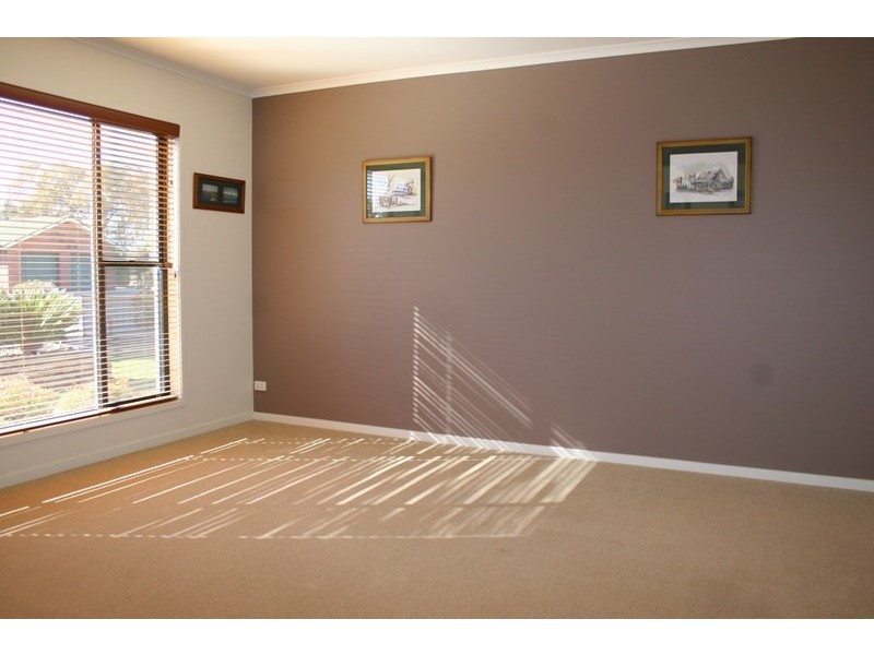 26 William Street, Rochester VIC 3561