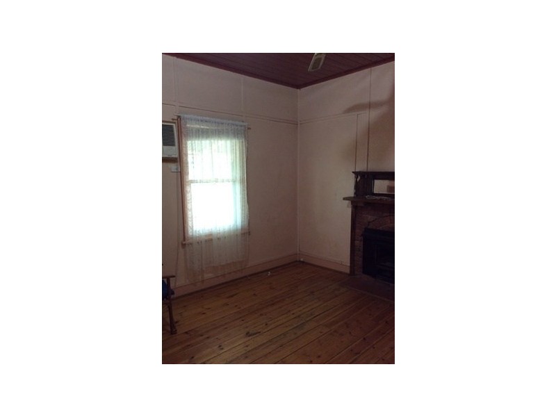 17 Baynes Street, Rochester VIC 3561