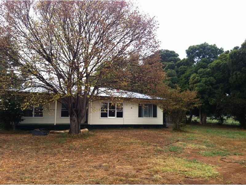 236 Settlement Road, Rochester VIC 3561