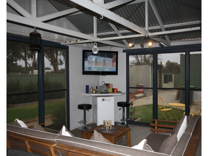 1 James Street, Rochester VIC 3561