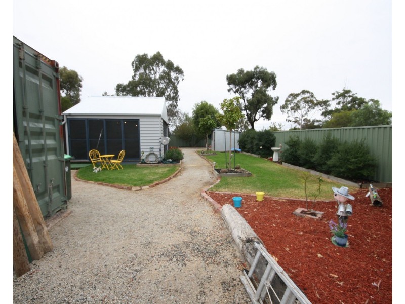 1 James Street, Rochester VIC 3561