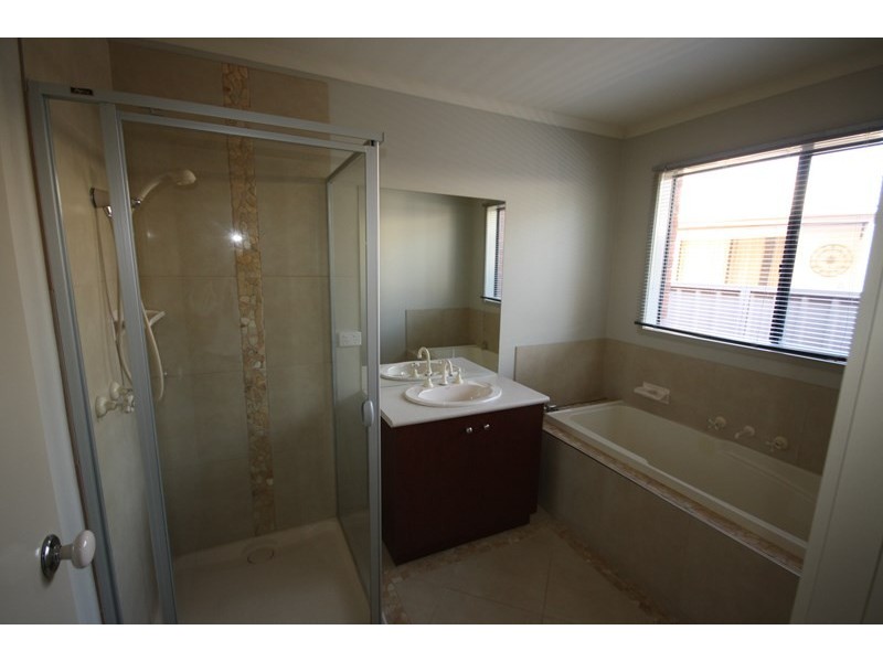 46 kerford Street, Rochester VIC 3561