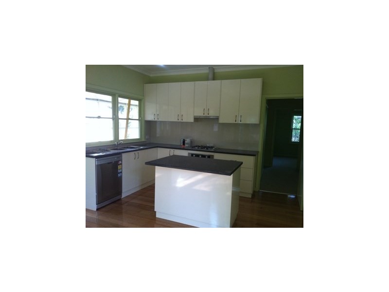 1 Mackay Street, Rochester VIC 3561