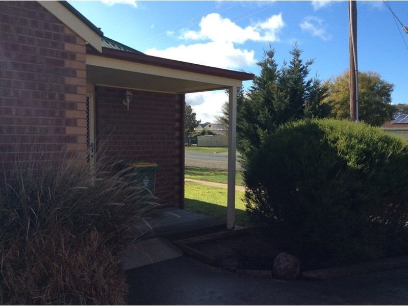 4/14 Victoria Street, Rochester VIC 3561