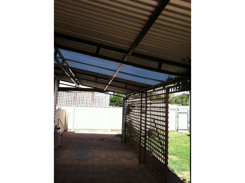 8 Campaspe Street, Rochester VIC 3561