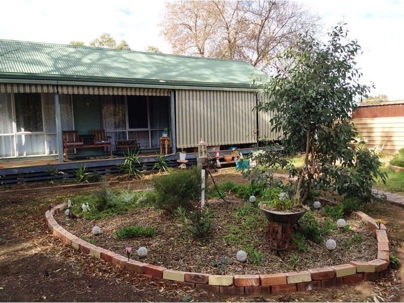 172 Railway Road, Elmore VIC 3558
