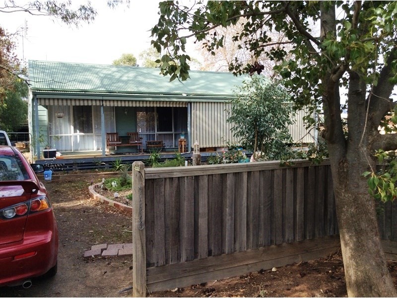 172 Railway Road, Elmore VIC 3558