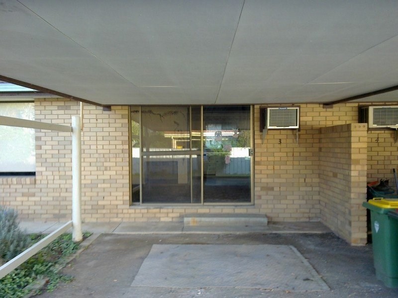 4/64 McKenzie Street, Rochester VIC 3561