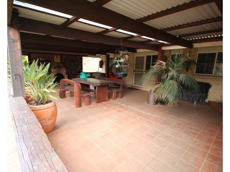 74 Pascoe Street, Rochester VIC 3561