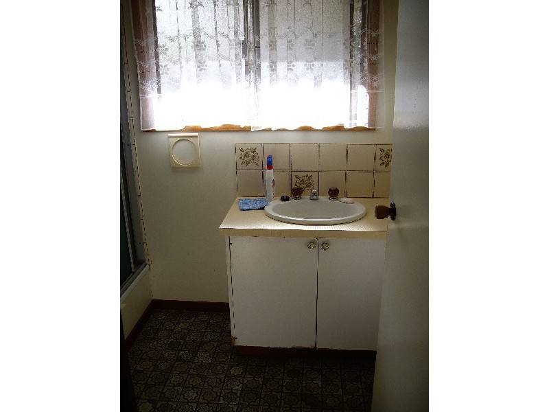 1/13 Hart Street, Rochester VIC 3561