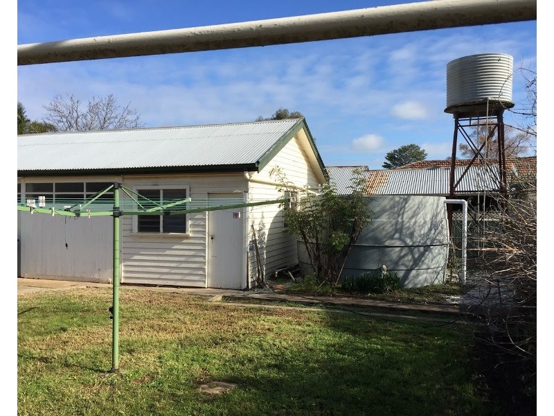 34 Echuca Road, Rochester VIC 3561