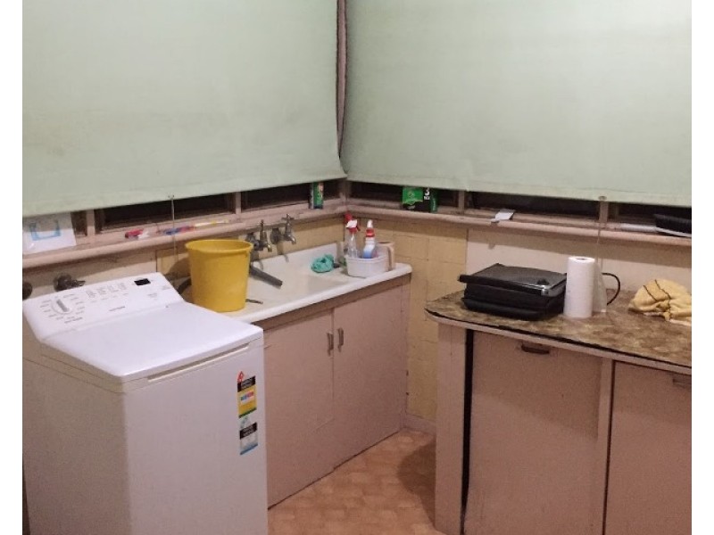 34 Echuca Road, Rochester VIC 3561