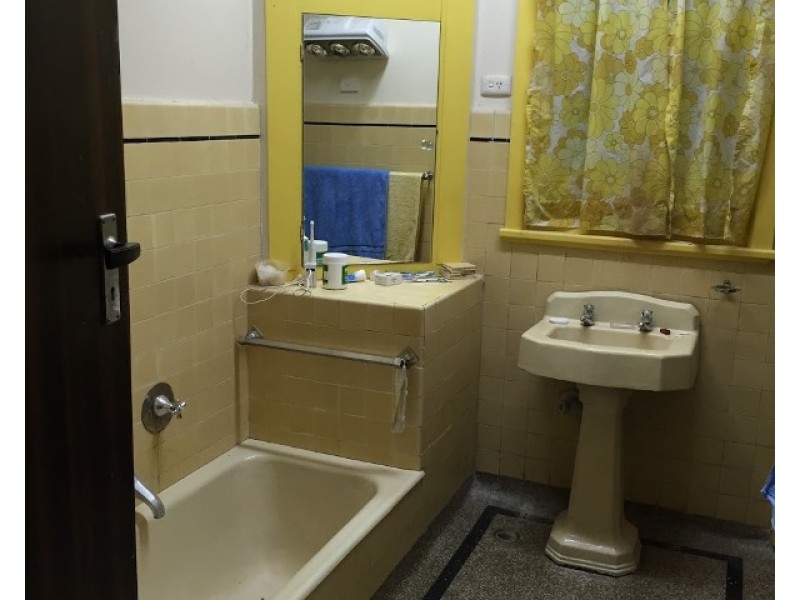 34 Echuca Road, Rochester VIC 3561