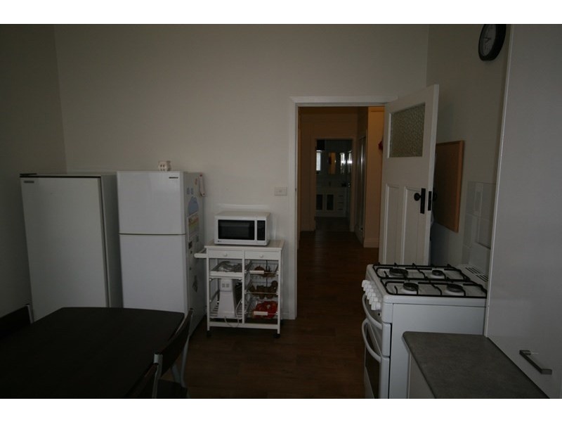 5 Hart Street, Rochester VIC 3561