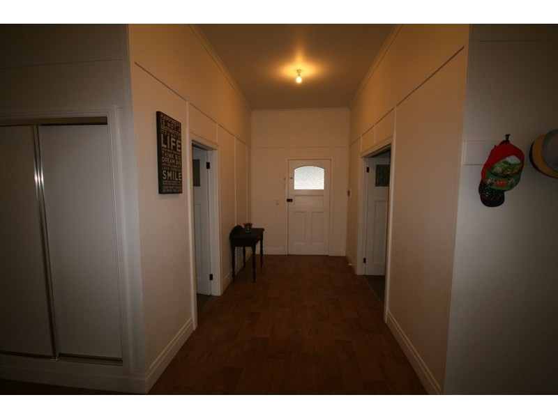 5 Hart Street, Rochester VIC 3561