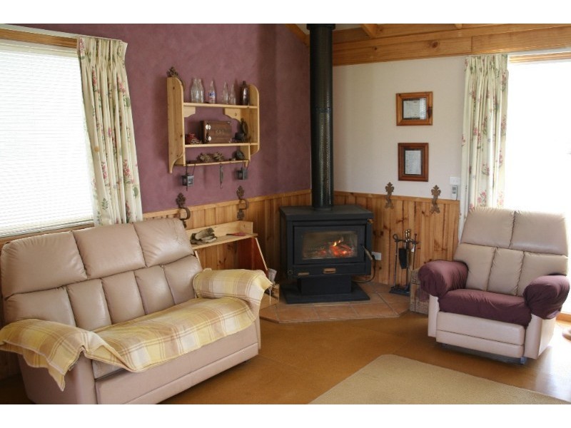 18 Swindale Street, Elmore VIC 3558