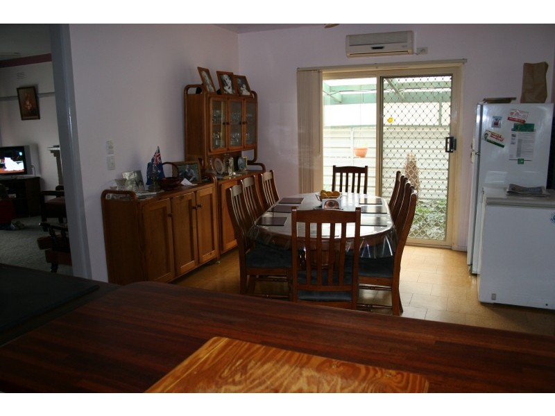 39 Victoria Street, Rochester VIC 3561