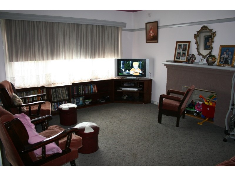 39 Victoria Street, Rochester VIC 3561