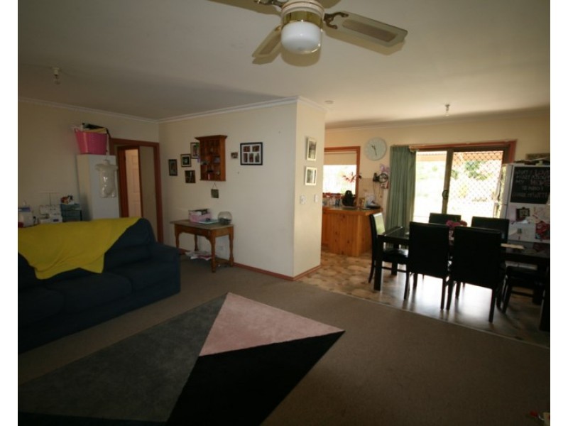 43 Francis Street, Rochester VIC 3561