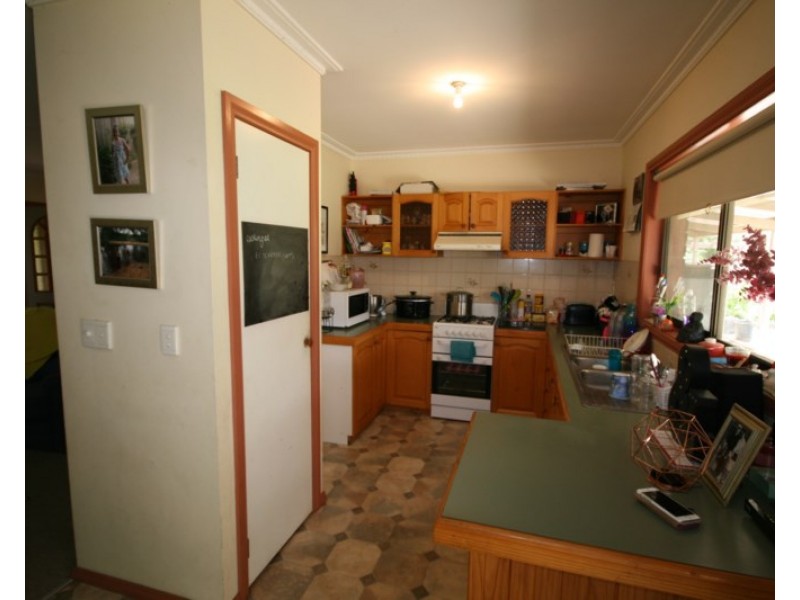 43 Francis Street, Rochester VIC 3561
