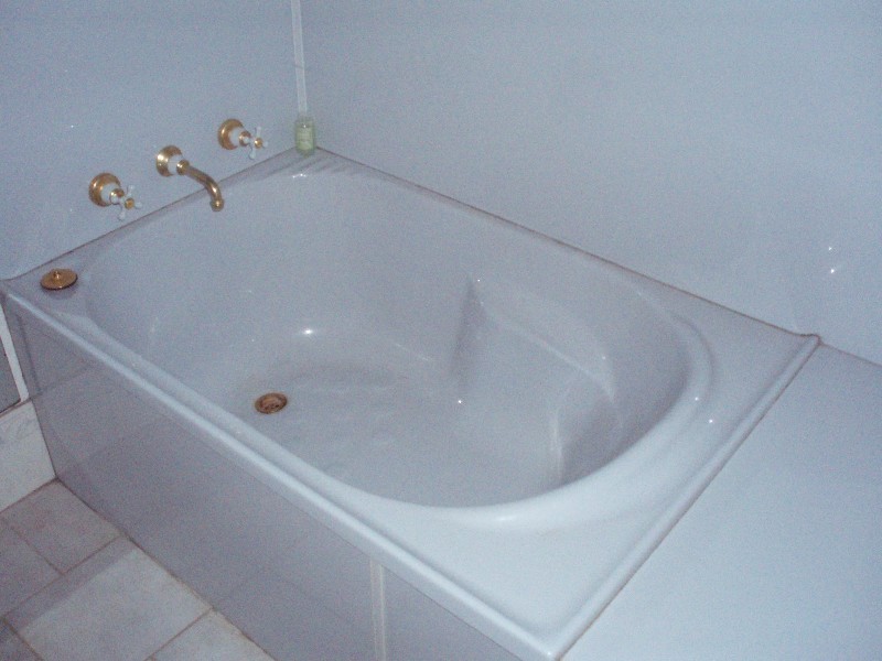 9 Mackay Street, Rochester VIC 3561